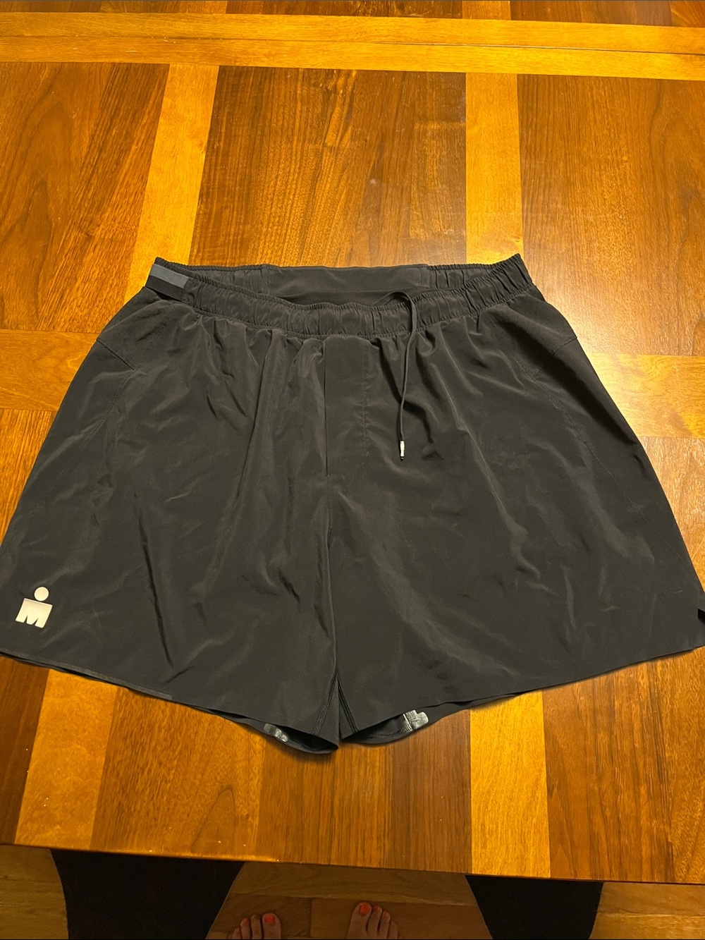 Unisex lululemon sport running shorts, xl woman, medium man